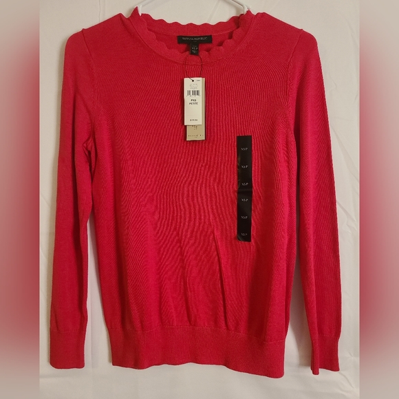 Banana Republic long sleeve - Picture 1 of 4